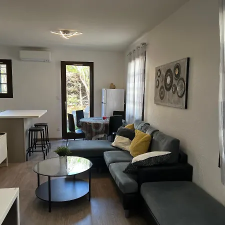 Pour 2 Personnes En Avec Terrasse Appartement La Londe-les-Maures