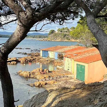 Pour 2 Personnes En Avec Terrasse アパート