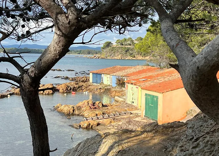 Pour 2 Personnes En Avec Terrasse アパート